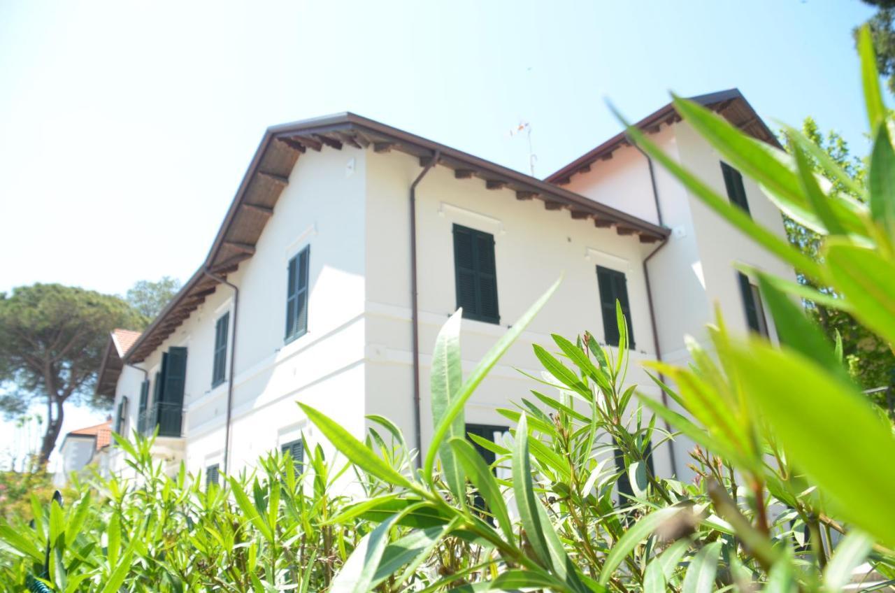 Hotel Select Suites & Spa - Apartments Riccione Luaran gambar