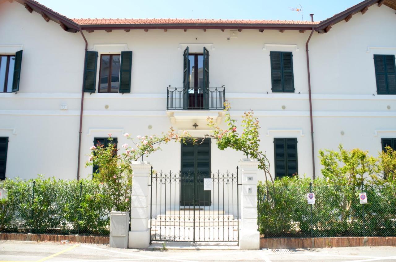 Hotel Select Suites & Spa - Apartments Riccione Luaran gambar